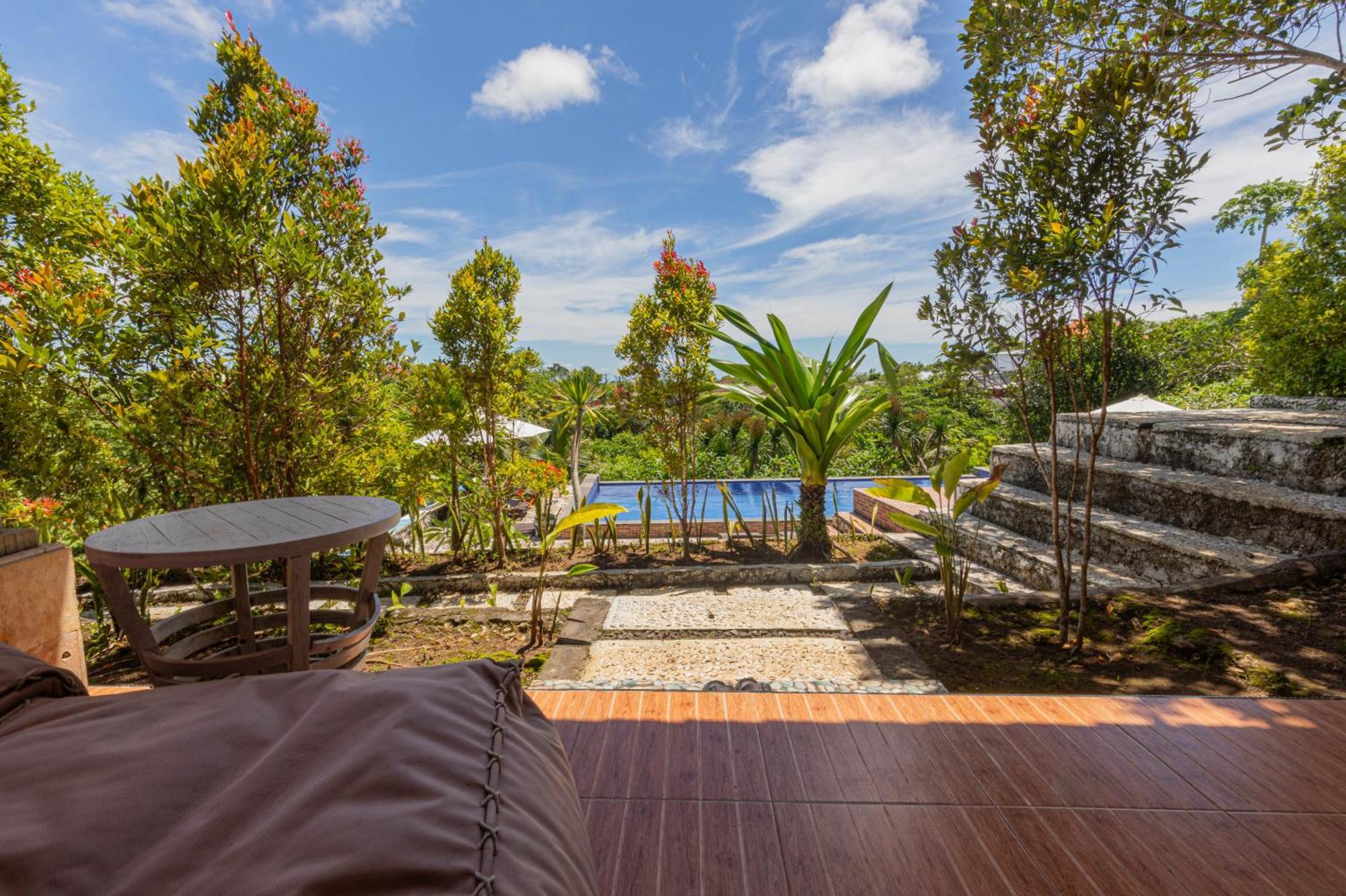 La Village Hill View Batumadeg Exterior photo